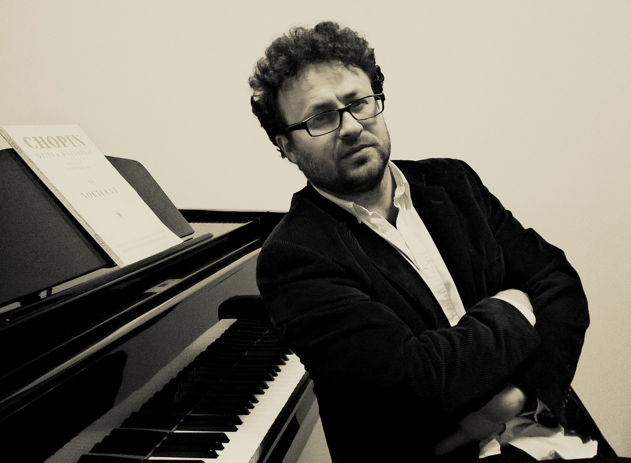 Tomasz Krawczyk – fortepian