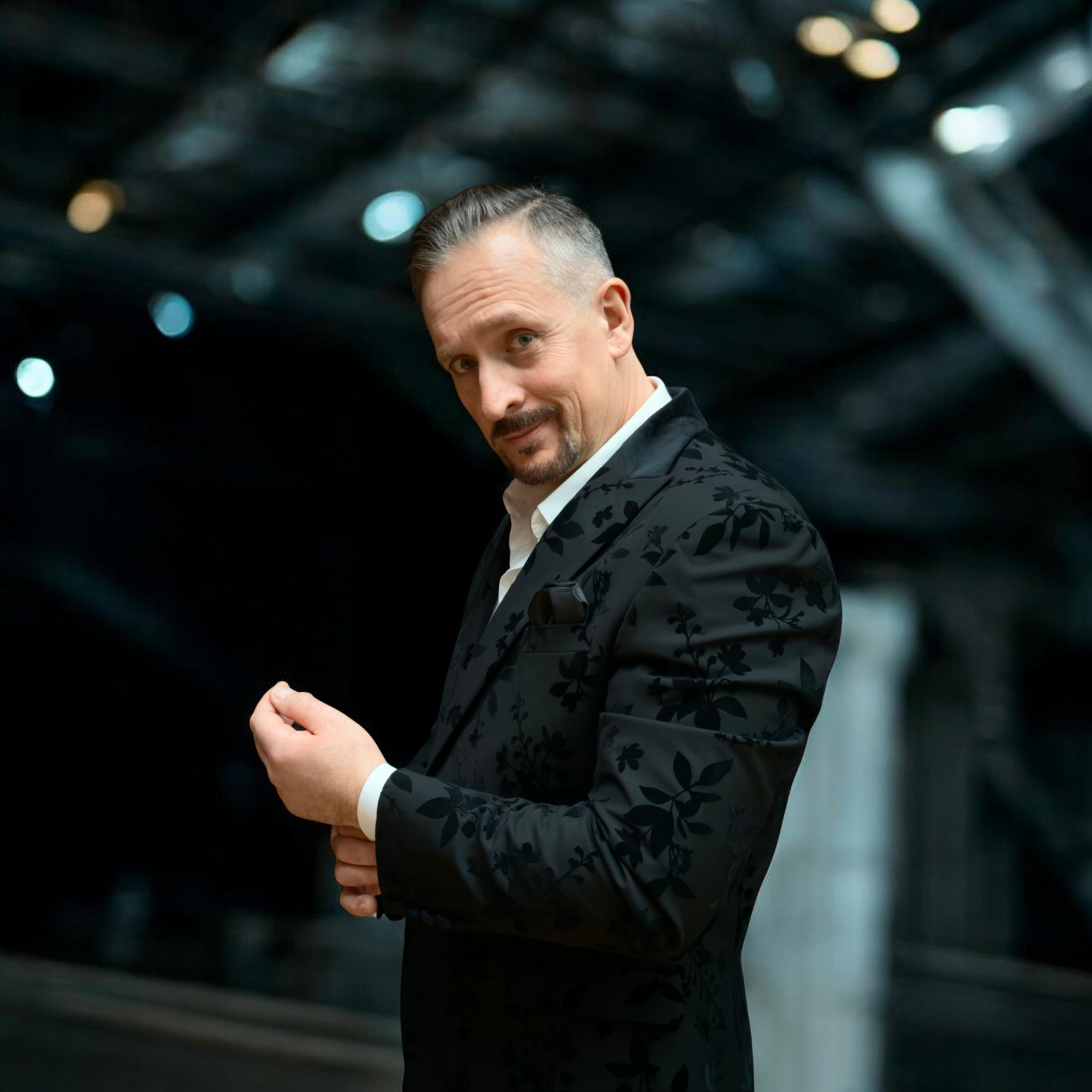 Adam Szerszeń – baryton