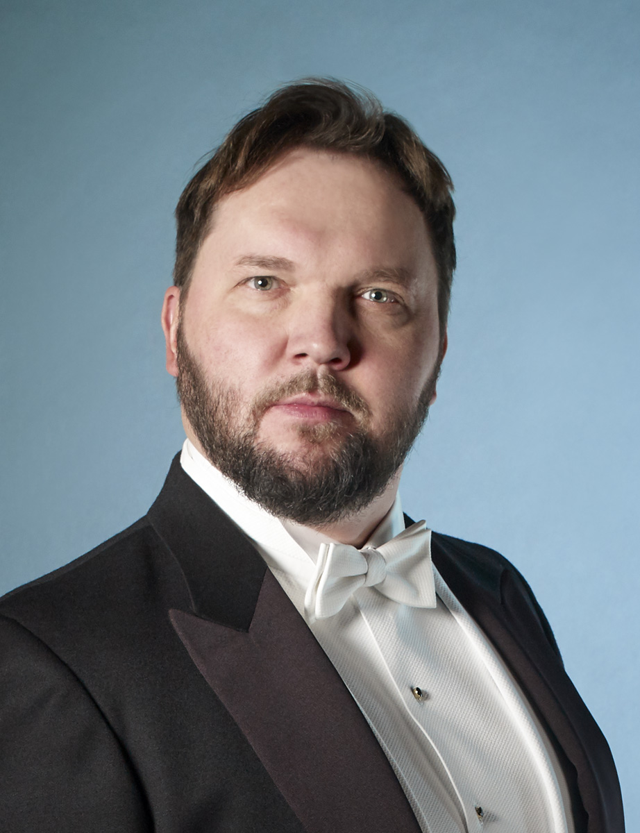 Wojciech Gierlach – bas