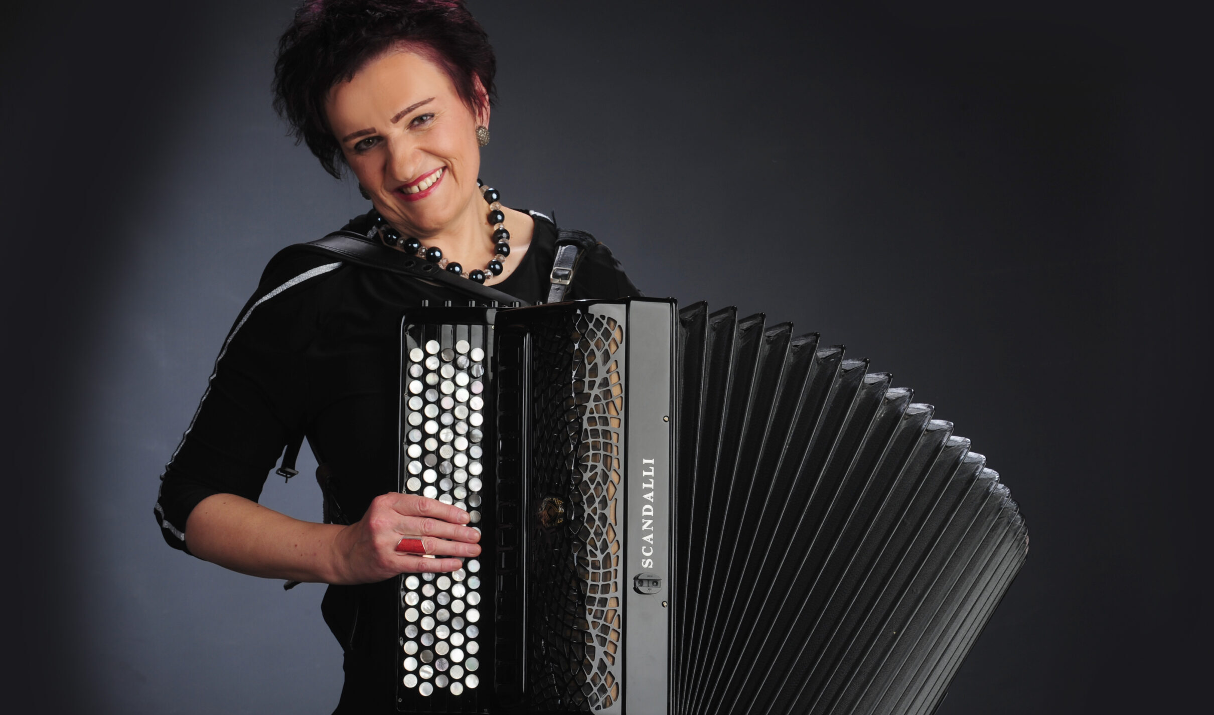 Elwira Śliwkiewicz-Cisak – akordeon