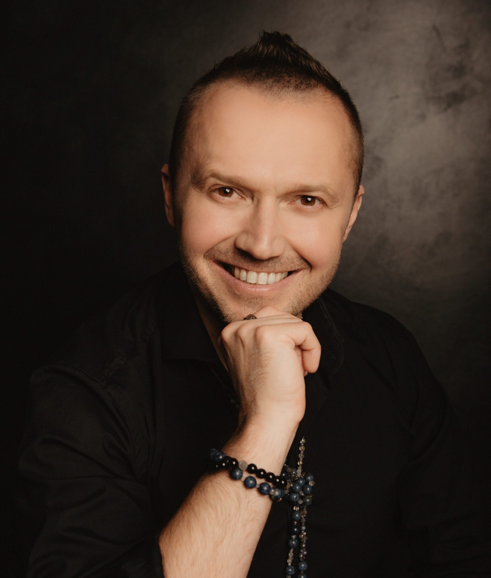Piotr Steczek - kompozytor, aranżer, multiinstrumentalista
